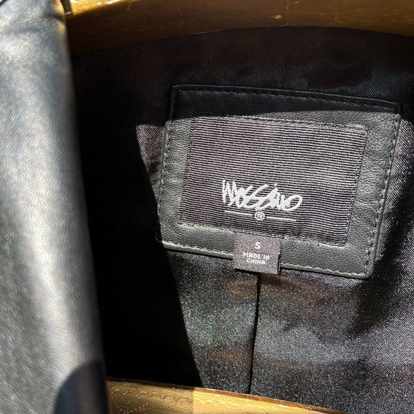 Mossimo Genuine Leather Jacket - Picture 5 of 7